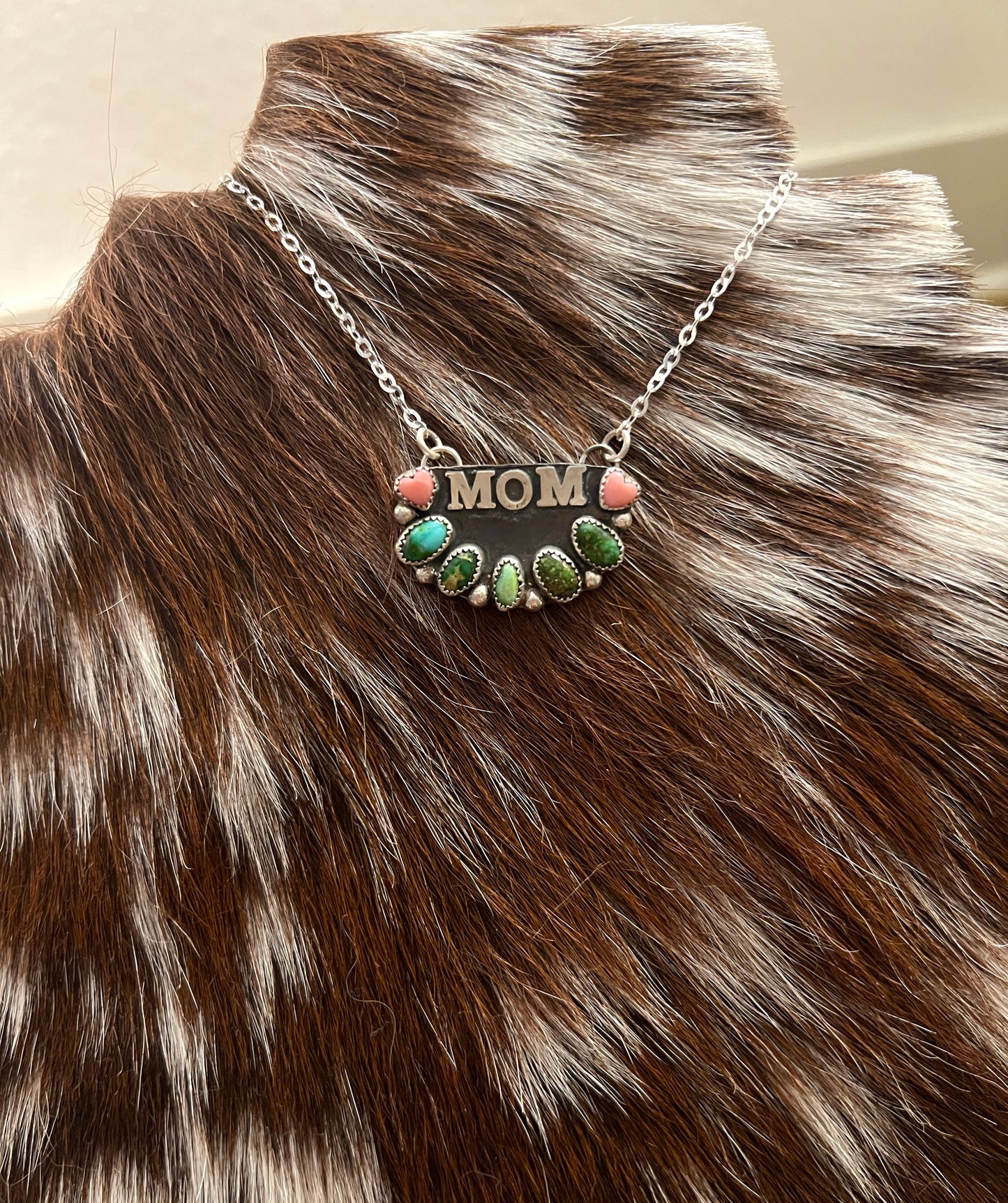 Normal letter MOM necklace