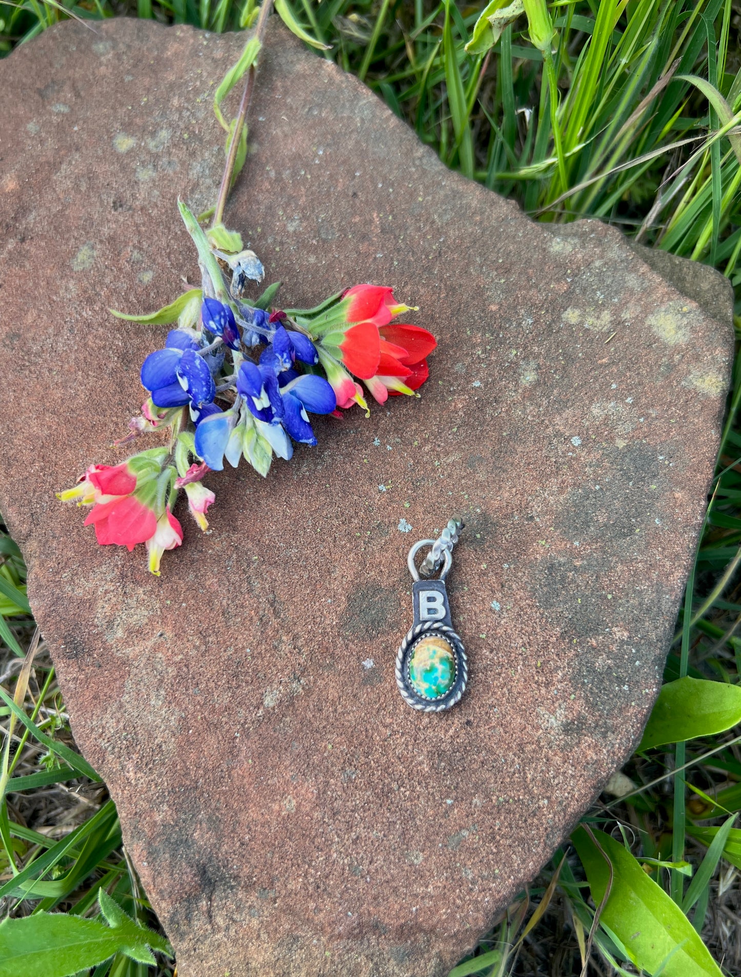 1 stone initial pendants PRE-ORDERS