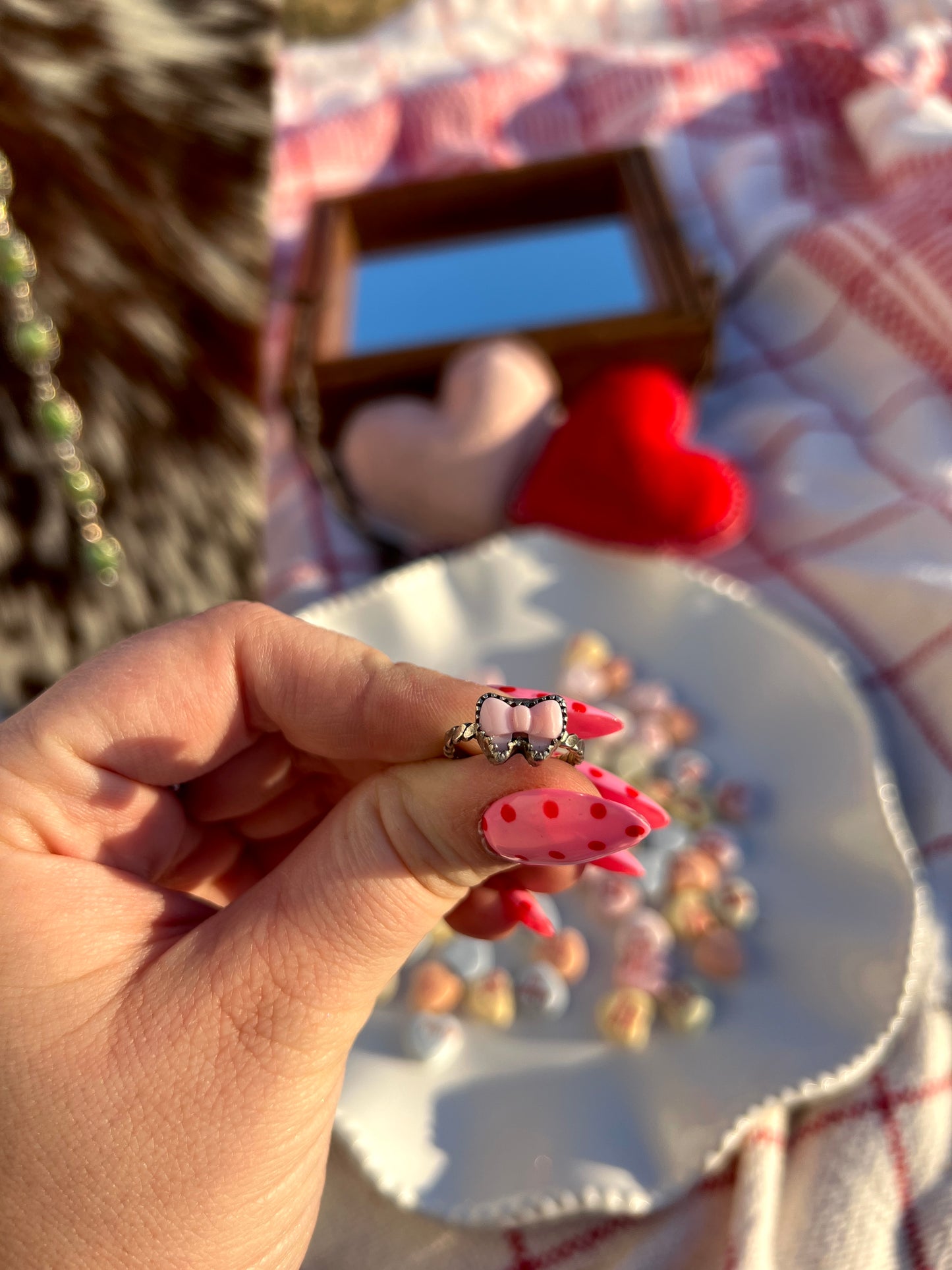 The Pinky Bow Ring 1